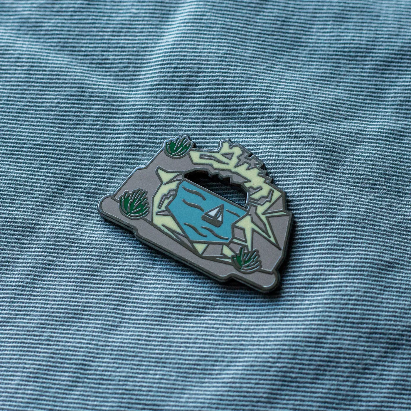 Hartemaille-Pin — Pins Republic