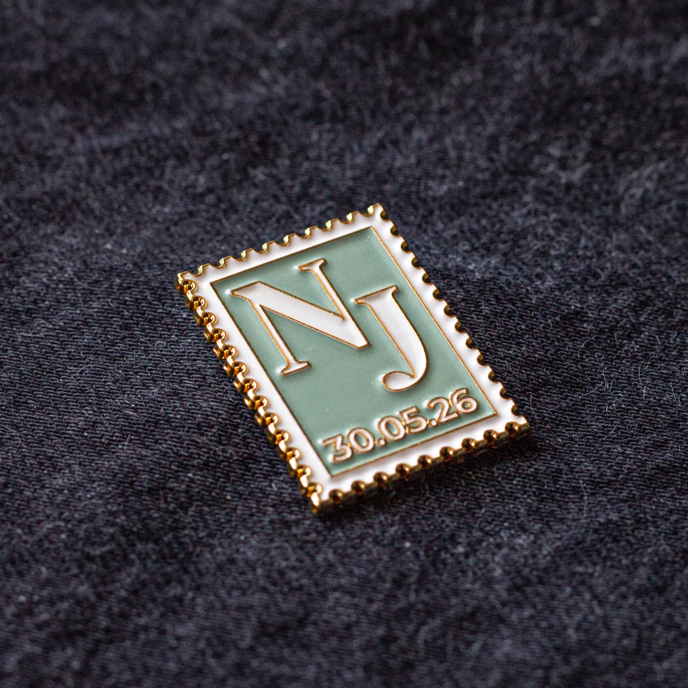 Przypinka z miękkiej emalii — Pins Republic